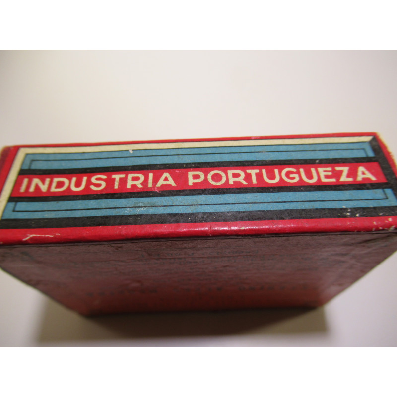 Box of Portuguese ZAM nibs
