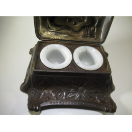 Double inkwell in...