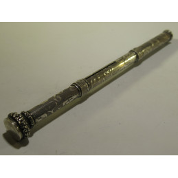 Combinaison de porte-plume...