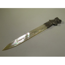 Marque-page en argent et...