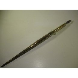 Porte-plume en laiton