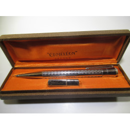 French mechanical pencil...