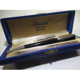 French mechanical pencil...