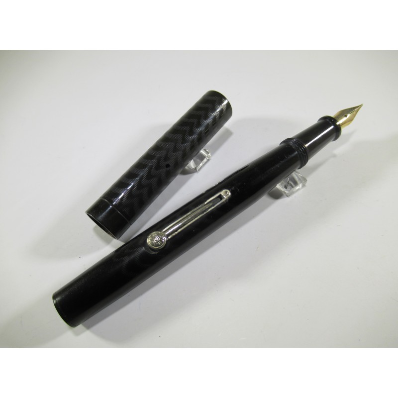Stylo Plume Jaguar – Couleur Dorée – Occasion